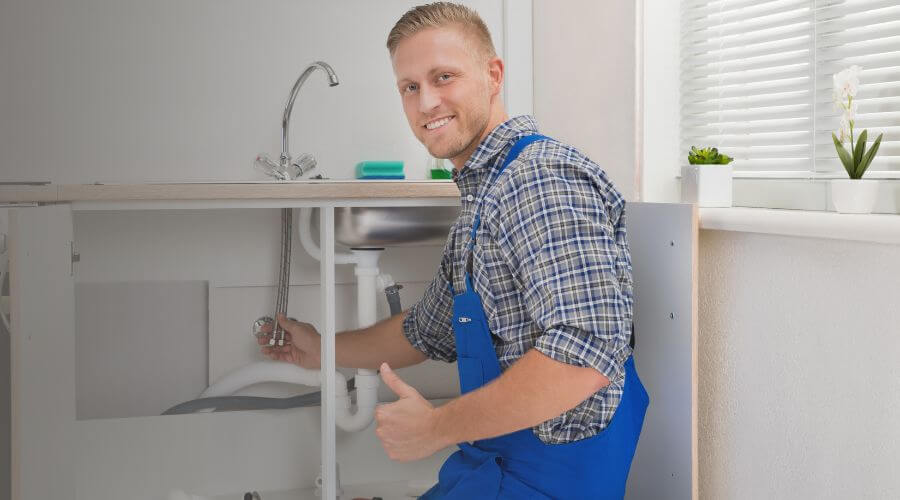 Expert burst pipe repair services in Worth, IL